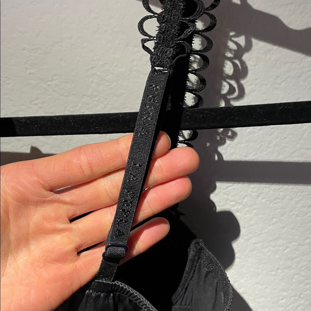 La Perla Black Lace Camisole Top - Picture 5 of 9